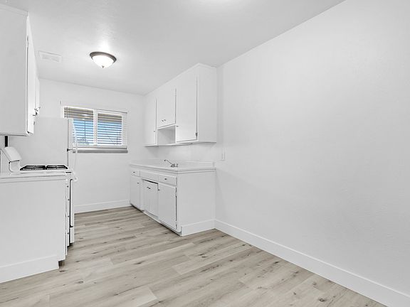 4th image of 5800 Fair Oaks Blvd #5e3974875