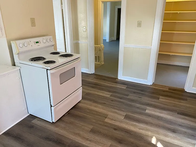 707 Grant St — Photo 4