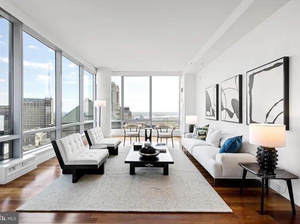 1414 S Penn Sq Unit 32B, Philadelphia, PA 19102