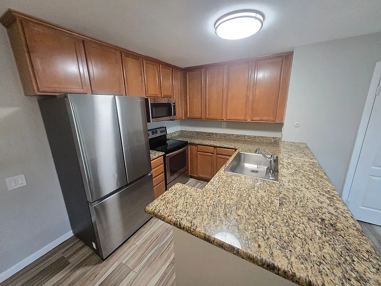 3454 Castle Glen Dr #113 — Photo 13
