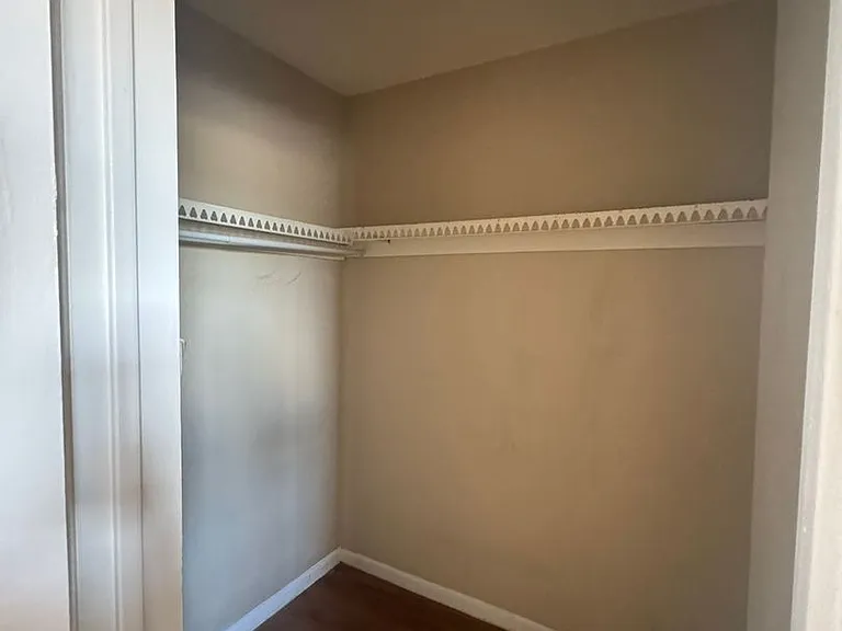3102 Atkinson Ave — Photo 13