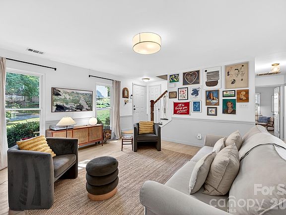 5th image of 8713 Golf Ridge Dr