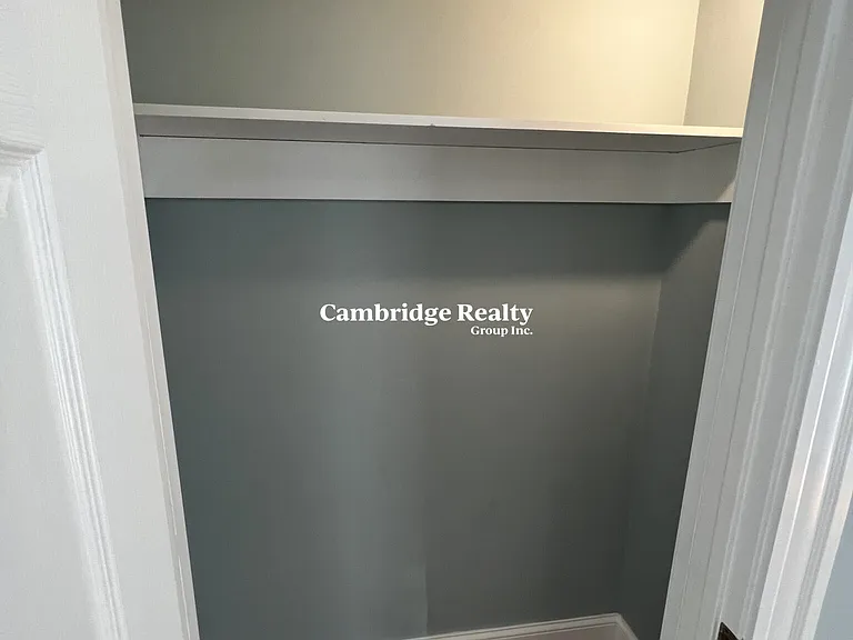 372 Oxford St #2T — Photo 10