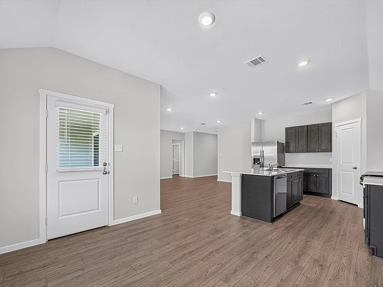 503 Northern Red Dr — Photo 4