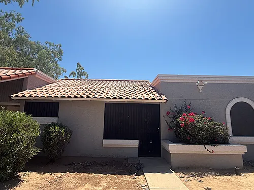 4820 N 89th Ave Photo 1