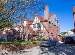 18941 46th Ave, Flushing, NY 11358