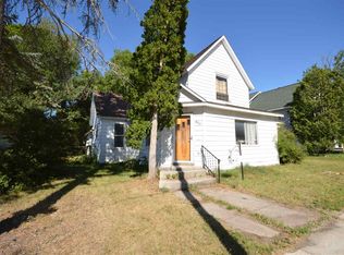 807 Douglas St, Boyne City, MI 49712
