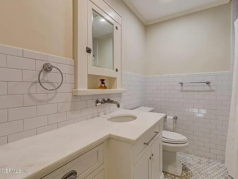 3684 Pine St — Photo 30