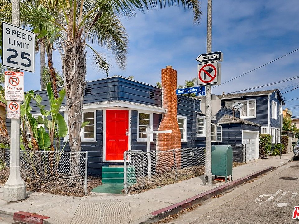 1st image of 319 N Venice Blvd