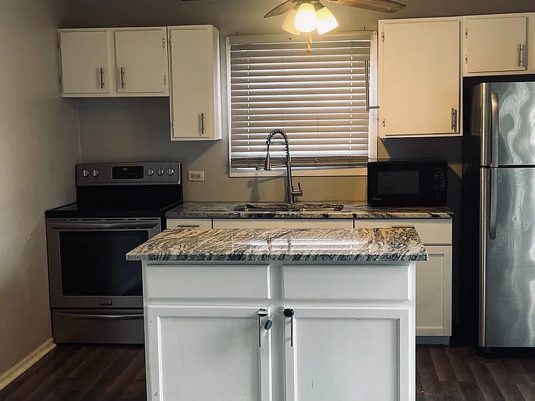 4103 Douglas Dr — Photo 1