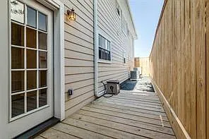 1318 Peden St #D — Photo 30