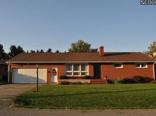 4635 8th St NW, Canton, OH 44708