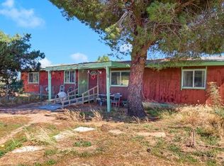 9444 Muscatel Rd, Phelan, CA 92371