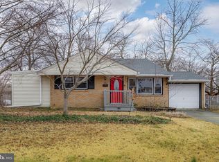 252 W Browning Rd, Bellmawr, NJ 08031