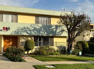 11956 Darlington Ave #1, Los Angeles, CA 90049