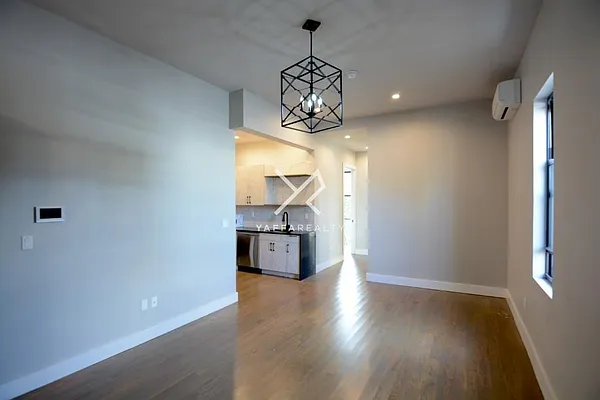 Rented by Yaffa Realty LLC | media 12