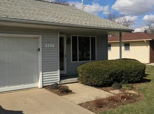 507 Irvine Rd, Champaign, IL 61822