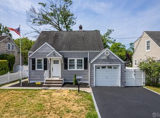 413 Fairview Ave, Middlesex, NJ 08846