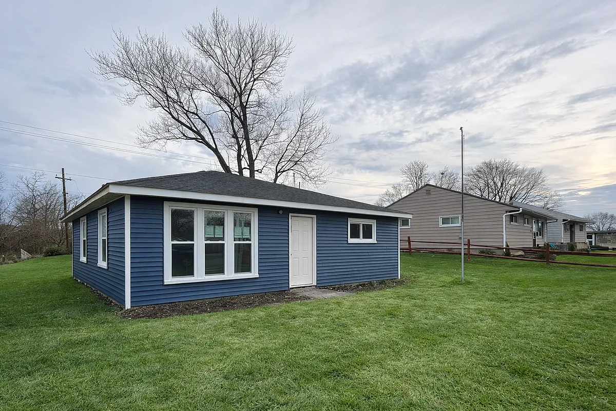 Building Photo - 12603 Summerland Ave