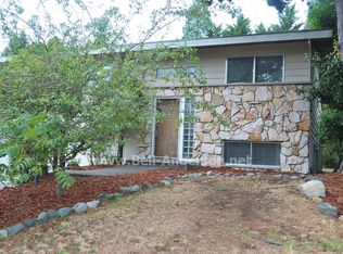 9518 S 207th Pl, Kent, WA 98031