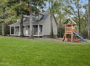 3111 Cormorant St, Gautier, MS 39553