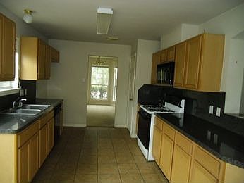 4th image of 4030 Highland Vale Ct