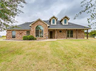 114 Sunray Ct, Weatherford, TX 76087