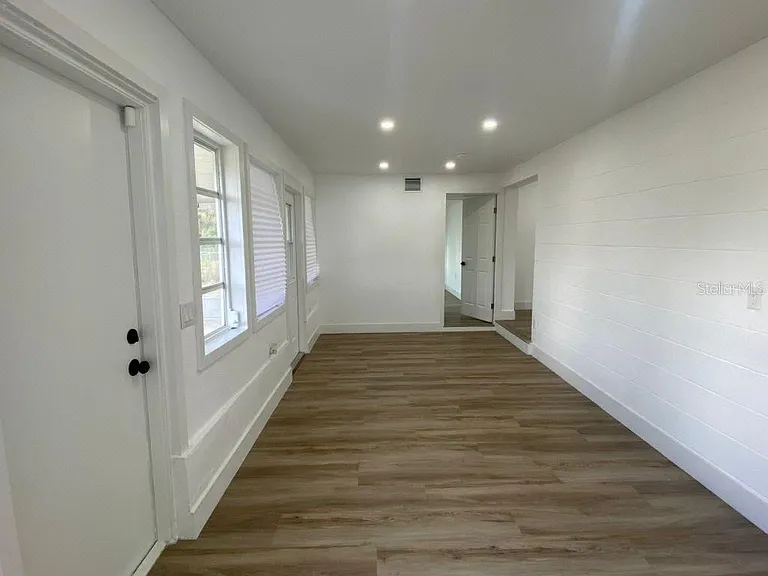 22011 Catherine Ave — Photo 26