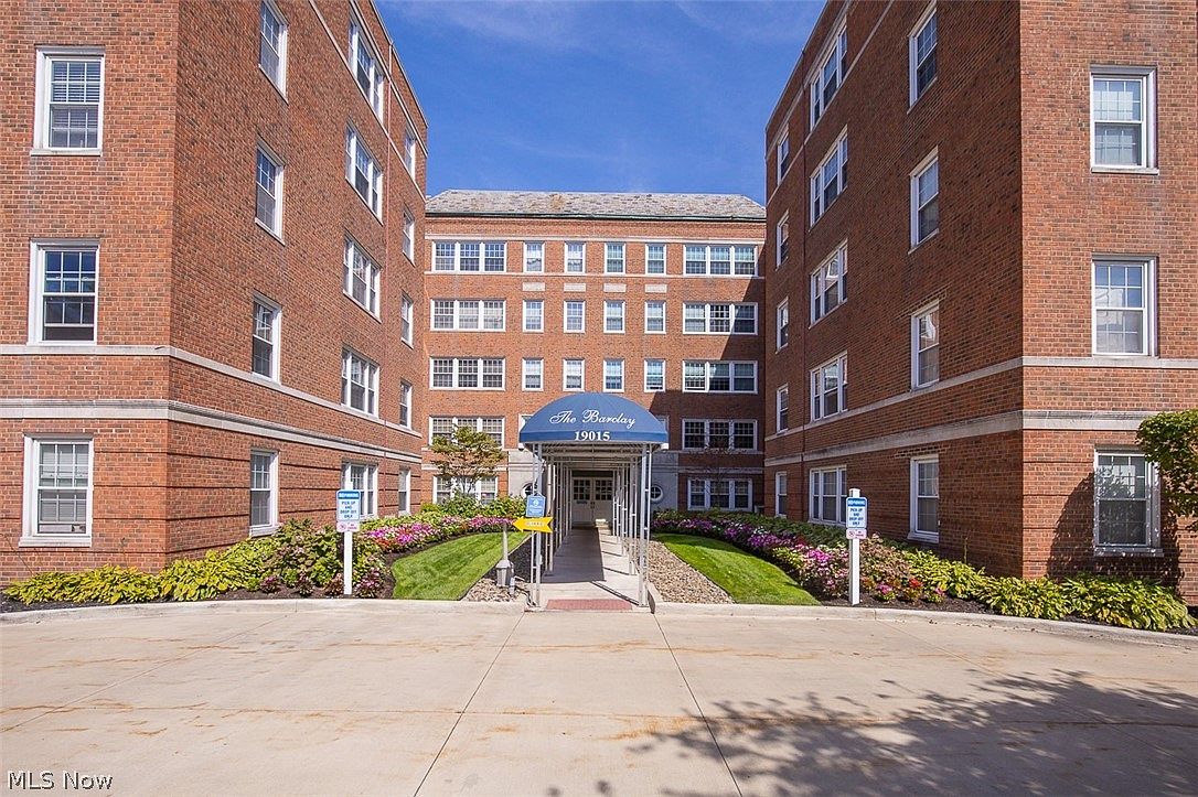 19015 Van Aken Blvd APT 406