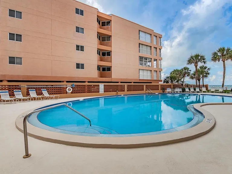 16400 Gulf Blvd #707 — Photo 3