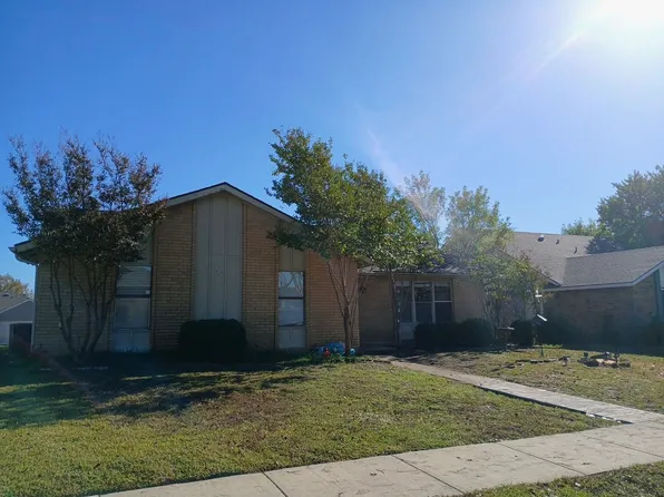 3228 Delaford Dr, Carrollton, TX 75007