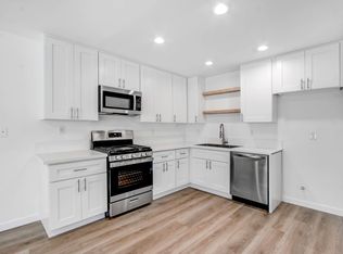 3099 Ginger Ave APT B, Costa Mesa, CA 92626