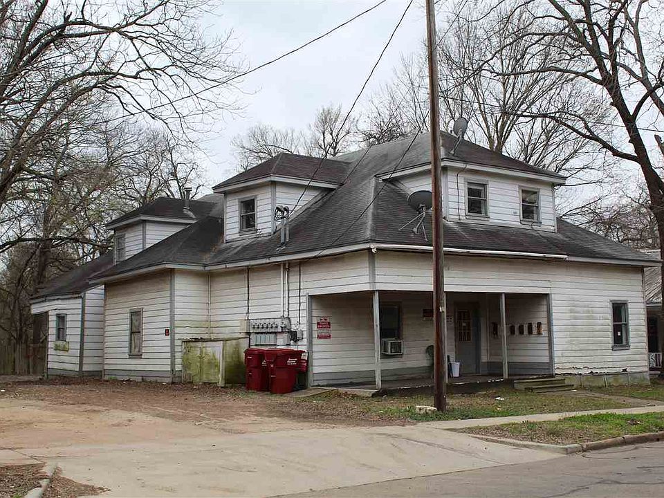 2nd image of 519 Grand Ave