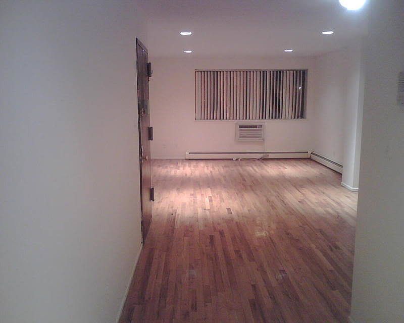 2nd image of 7538 Grand Central Pkwy APT 1