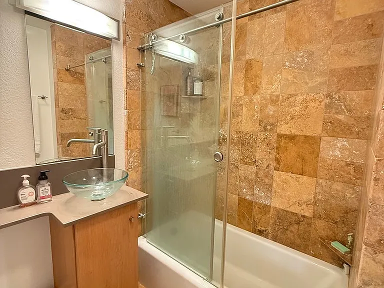 221 Island Ave #102 — Photo 16