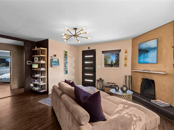 622 Calle Grillo, Santa Fe, NM 87505