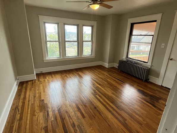 504 Odell Ave #2