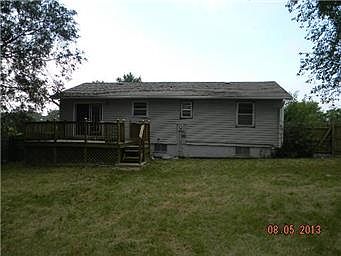 2nd image of 607 E Mill St