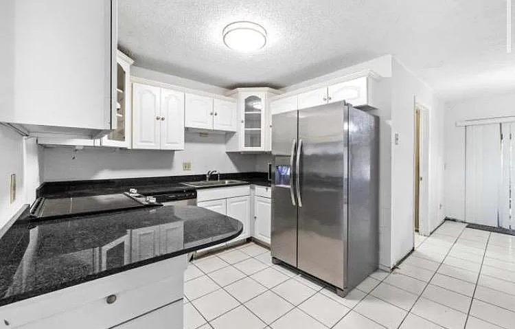 280 Mulberry St — Photo 16