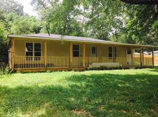 914 Townsend Ln, Tunnel Hill, GA