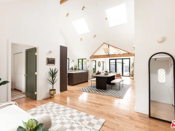 3917 Somerset Dr, Los Angeles, CA 90008