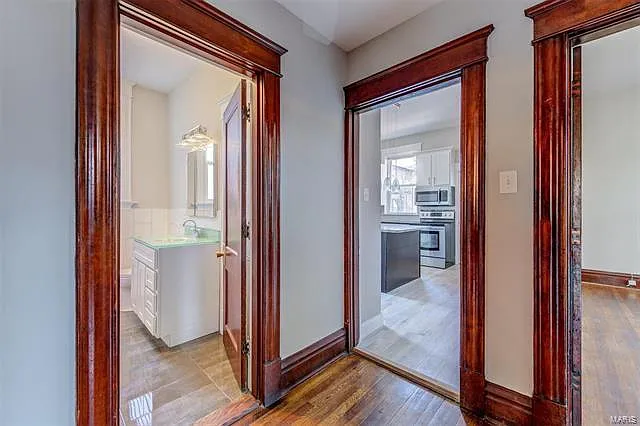 5779 Pershing Ave — Photo 24