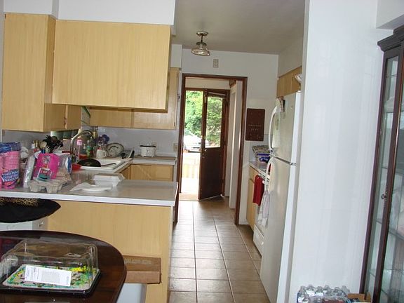 3rd image of 3860 Kitty Hawk Dr NW
