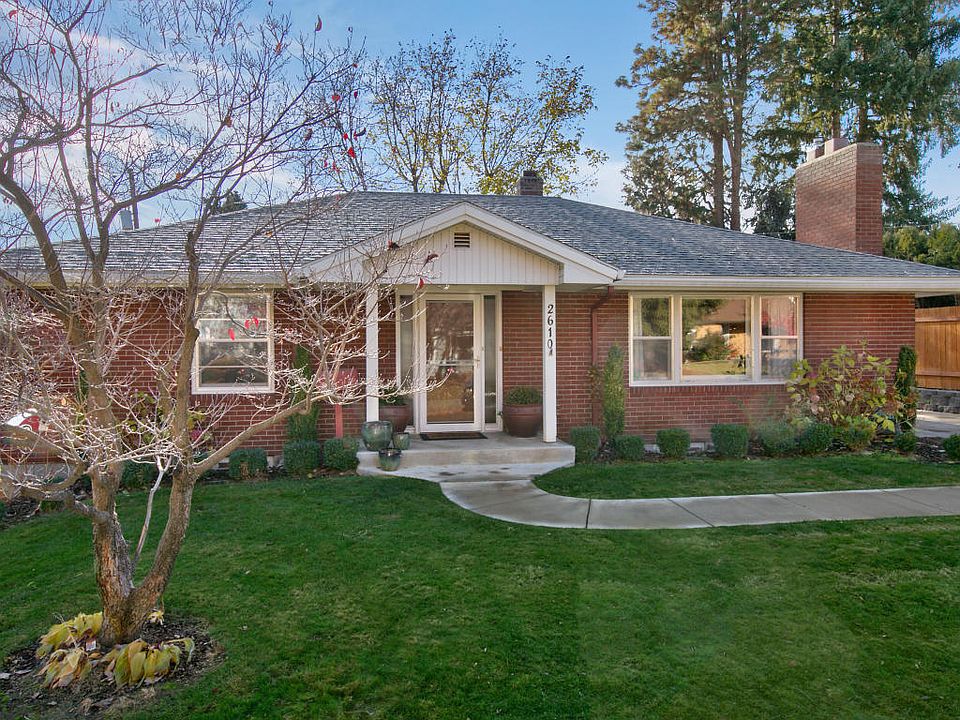 1st image of 2610 Palatine Ave