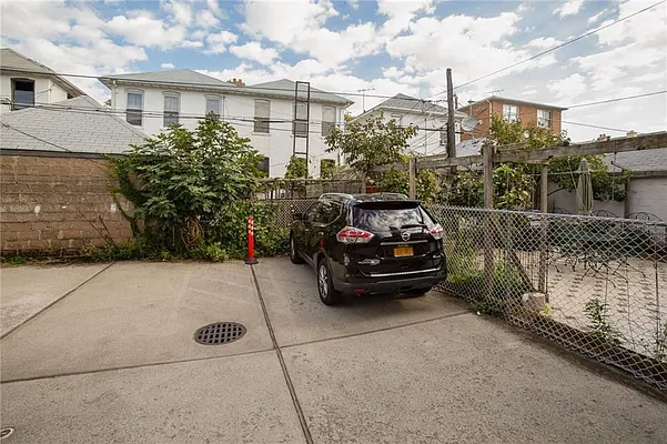 Sold by Ben Bay Realty Co. of Bay Ridge | media 18