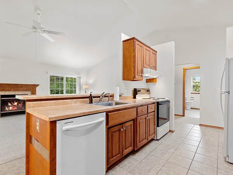 945 Harwood Ave — Photo 21