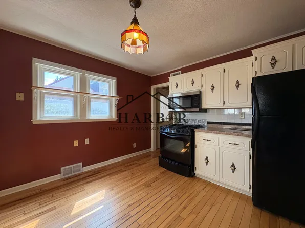1350 2nd St NW, Rochester, MN 55901