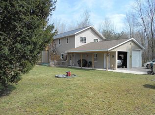 6037 Sixteen Mile Rd NE, Cedar Springs, MI 49319