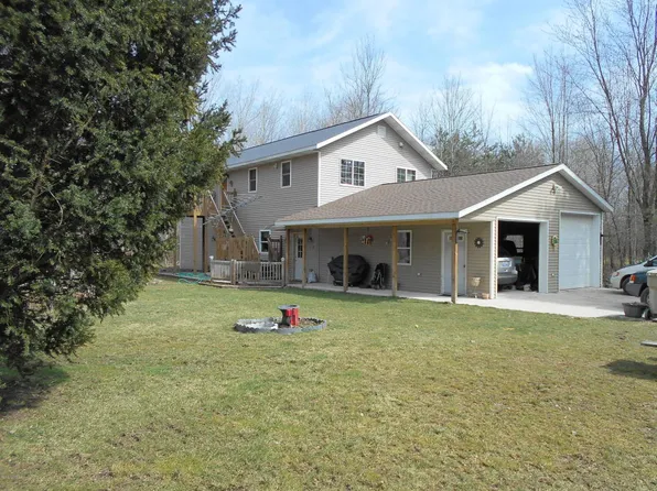 6037 Sixteen Mile Rd NE, Cedar Springs, MI 49319
