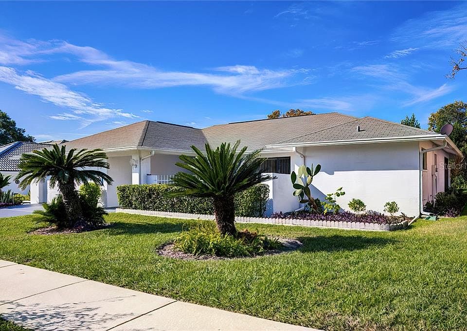 1st image of 10474 Ventura Dr